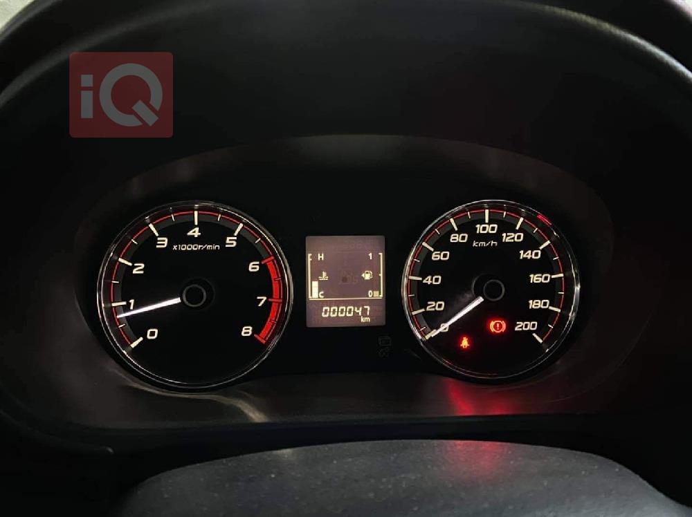 میتسوبیشی L200